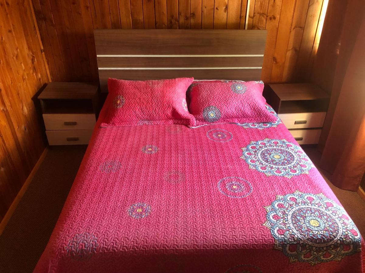 Hostal Huepil Pucón Esterno foto